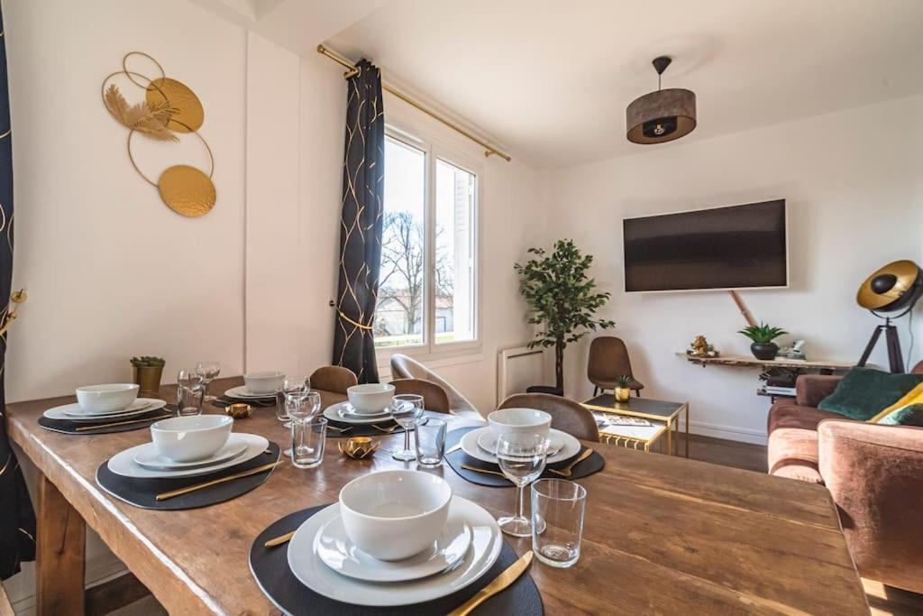 La "Taniere" Pour 6 Personnes Apartment Isles-sur-Suippe Luaran gambar