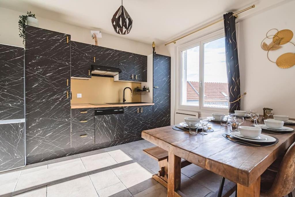 La "Taniere" Pour 6 Personnes Apartment Isles-sur-Suippe Luaran gambar