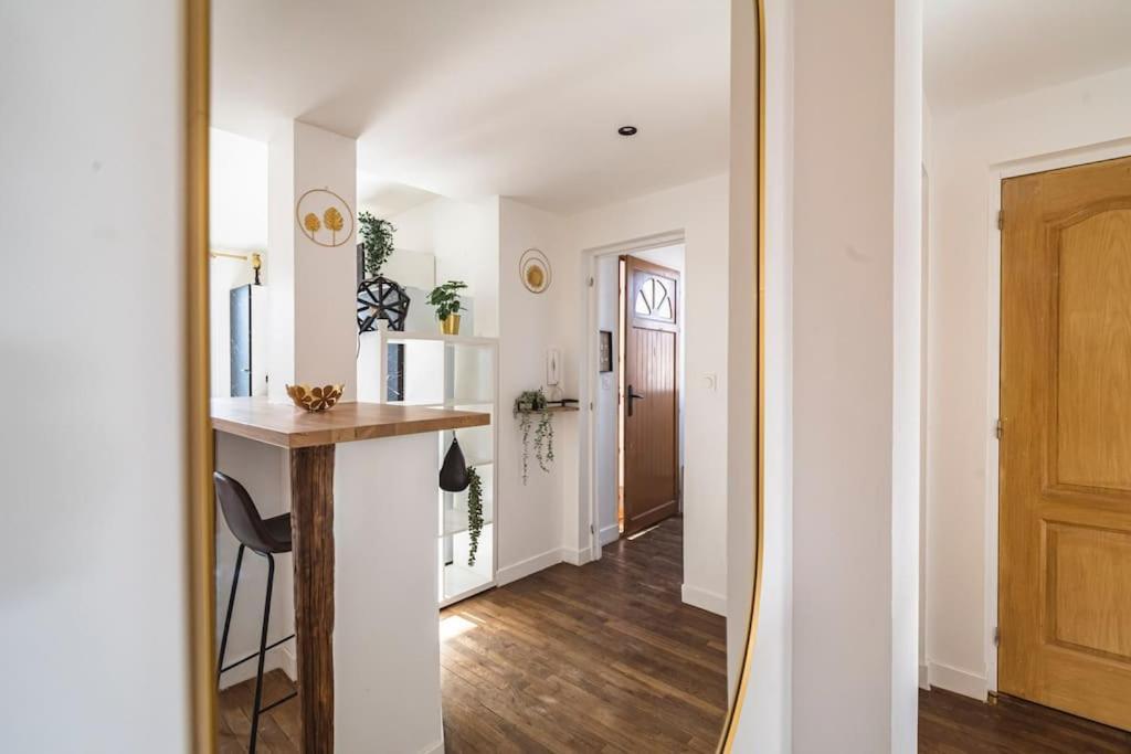 La "Taniere" Pour 6 Personnes Apartment Isles-sur-Suippe Luaran gambar
