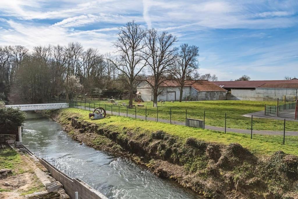 La "Taniere" Pour 6 Personnes Apartment Isles-sur-Suippe Luaran gambar